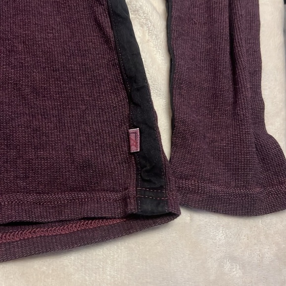 Cutter & Buck Distressed Henley Men’s Ribbed Knot Long Sleeve sz L Maroon - Picture 10 of 11